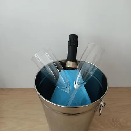 شقة Maris - Srodmiescie - Klimatyzacja - Prywatny Parking غدينيا