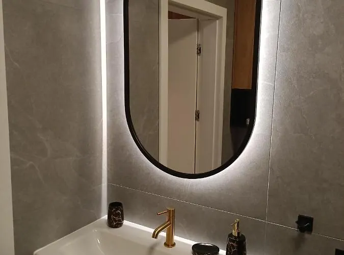 Apartment Maris - Srodmiescie - Klimatyzacja - Prywatny Parking